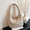 Women's Korean & Japanese Autumn/Winter Versatile Single Shoulder Crossbody Bag with Large Capacity & Simple Diamond Lattice Design