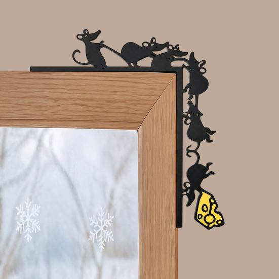 Unique Metal Craft Mouse Door Topper, Funny 6 Mice And Cheese Slice Frame Decor, Punch Free Decoration Cute Rats Wall Art Corner Sign for Living Room,