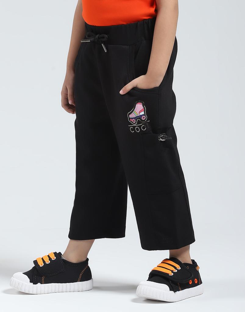 Monte Carlo Girls Solid Regular Fit Capri