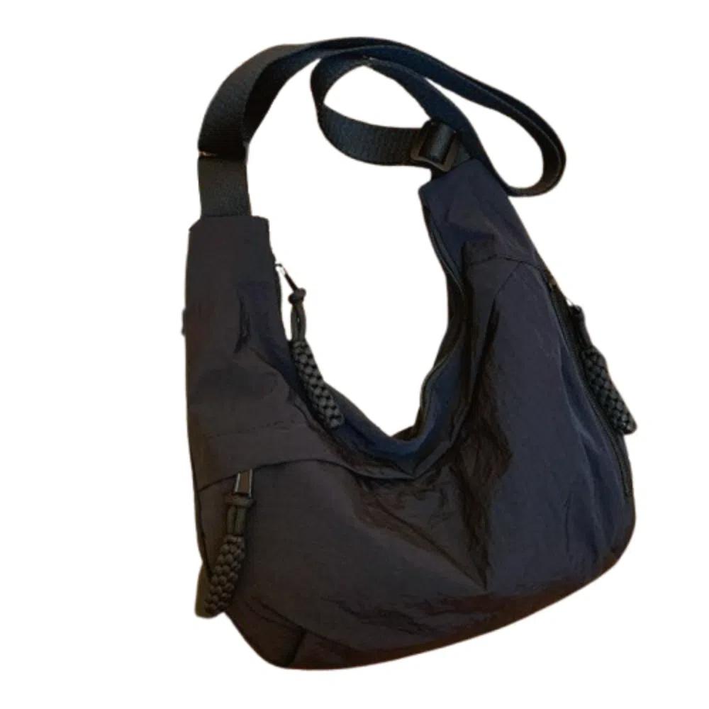 

Nylon Messenger Bag Large Capacity Dumpling Bag Washed Women Shoulder Bag For Daily