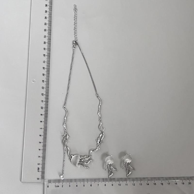 Jellyfish Shape Necklace/Earrings Delicate Decorative Jewelry Accessories Lightweight Jellyfish Pendant Necklace/Earring