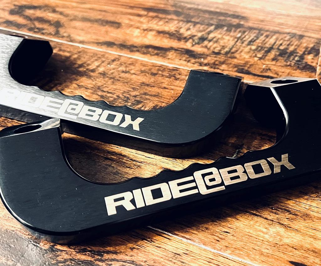 Assist Grips Aluminum Front Grips and Right for Toyota Ace 200 Black RIDE@BOX - (Left Set) Hiace/Regius Series,