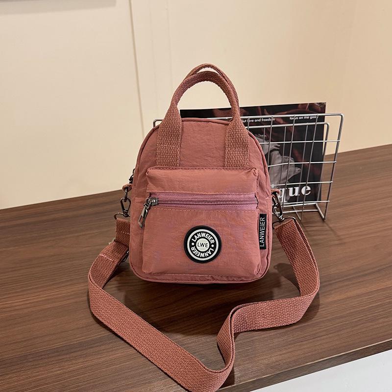 

Korean Style Nylon Crossbody Shoulder Bag - Casual, Simple & Fashionable for Short Trips One Size рожевий