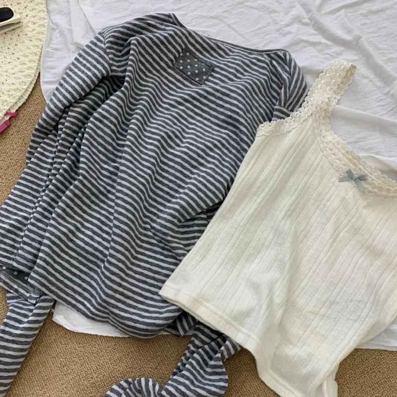 A single-breasted cardigan women's spring, autumn and winter striped polka dot round neck long-sleeved top casual jacket