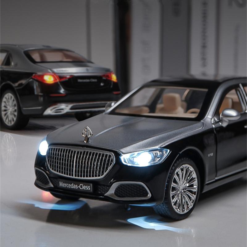 1/24 Maybach S680 Alloy Diecasts Toy Vehicles Metal Car Model Sound and Light Shock Absorbers Collection Boy for Childrens Gifts