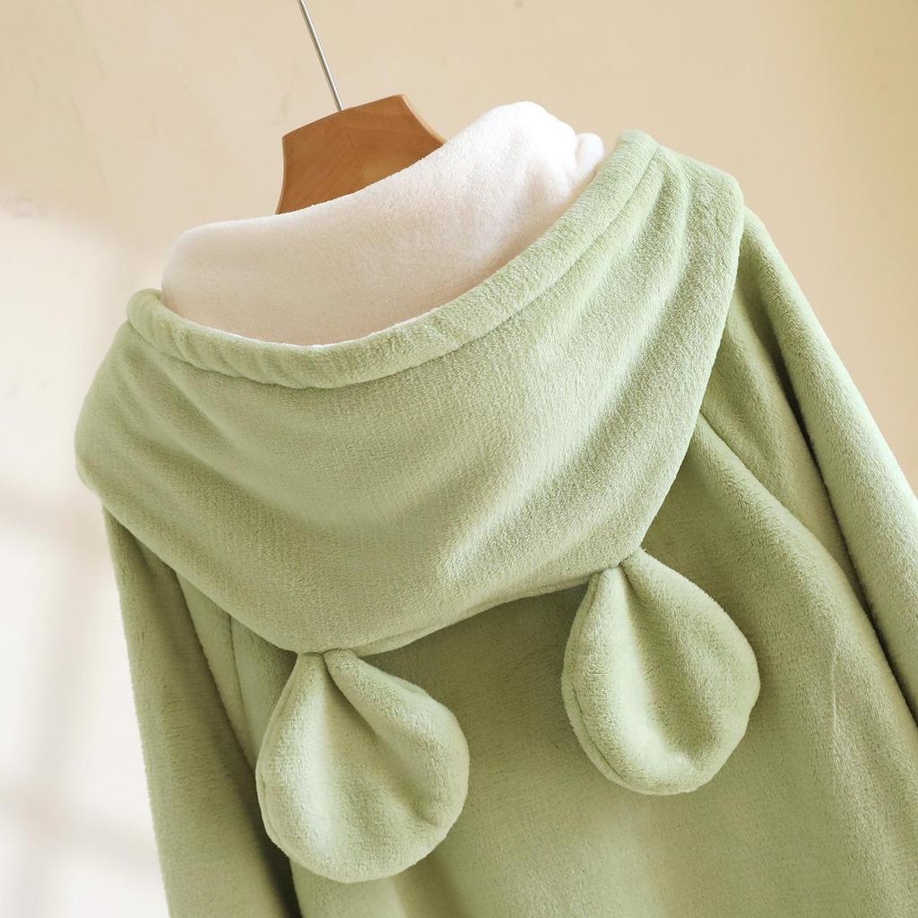 Women's Thickened Hooded Flannel Bear Robe - Cozy Wear for Indoor & Outdoor Spring and Autumn.