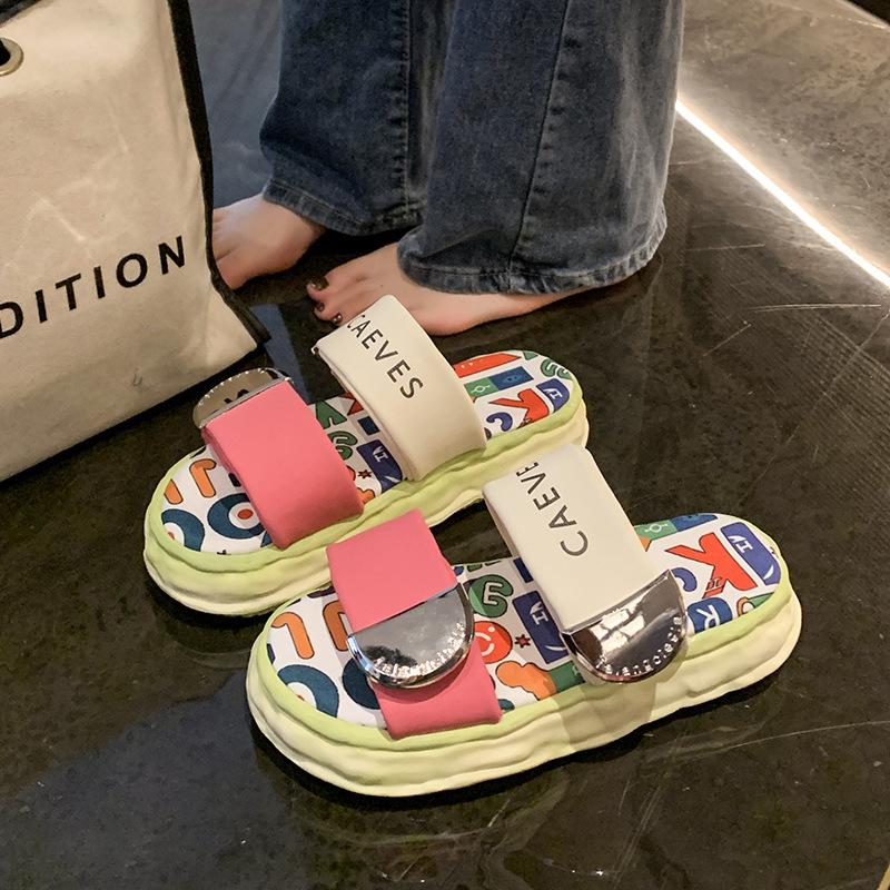 Beautiful Thick-soled Height-increasing Cool Slippers for Women's Summer Wear, High-end New Models with Skirts, Going Out, Beach Shoes