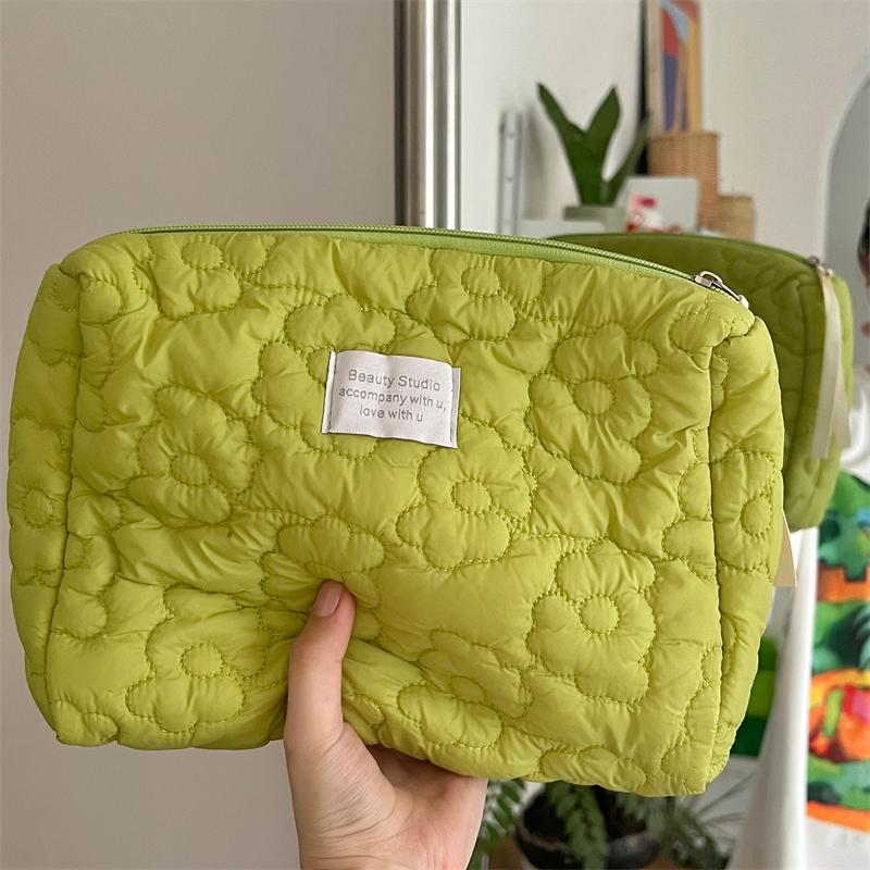 New Flower Pattern Women Makeup Bag Toiletries Cosmetic Organizer Zipper Bag Travel Wash Pouch Cosmetic Bag Female Make Up Bags