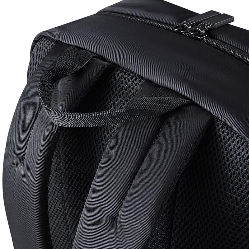 Diplomat HM-2723L Large Capacity Commuter Backpack
