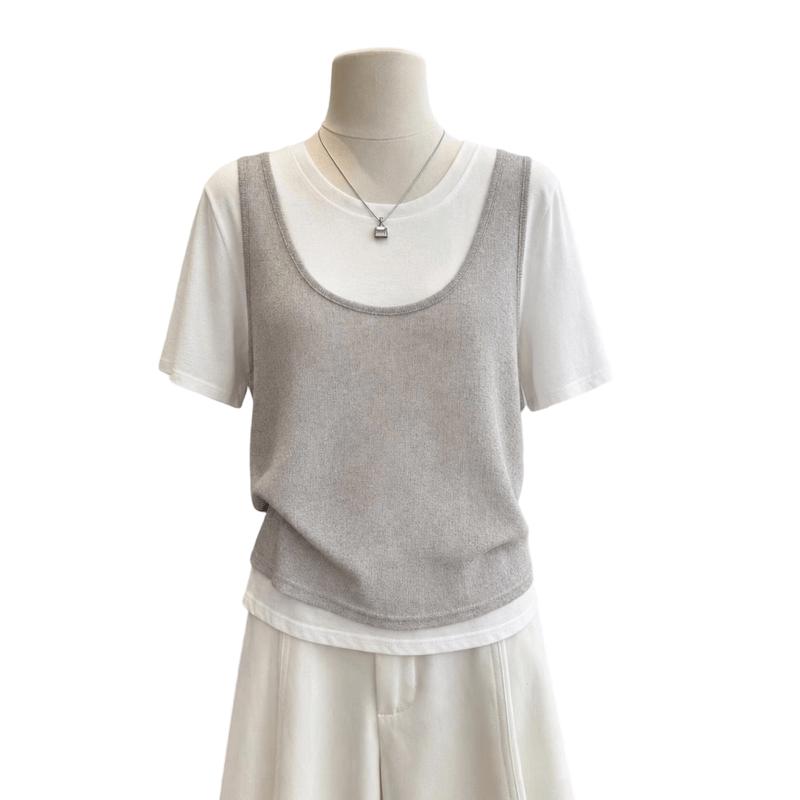 La Chapelle Women s Korean Style Fake Two-Piece Short Sleeve T-Shirt M