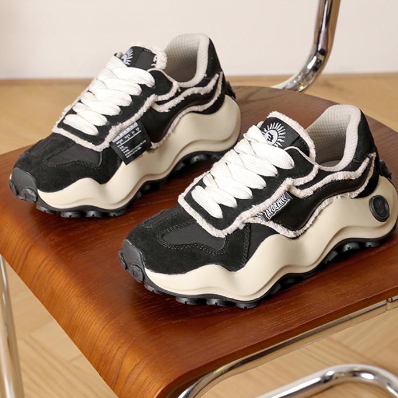 

Vanessa Wu Women s 2025 Wave-Sole Dad Sneakers - Height-Boosting, Thick-Soled, Casual Spring/Summer Fashion 38 чорний