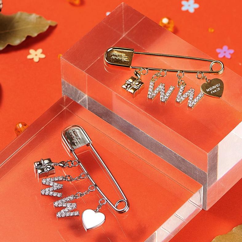 

Pre-order WayV NCT WINWIN Artist Birthday Brooch
