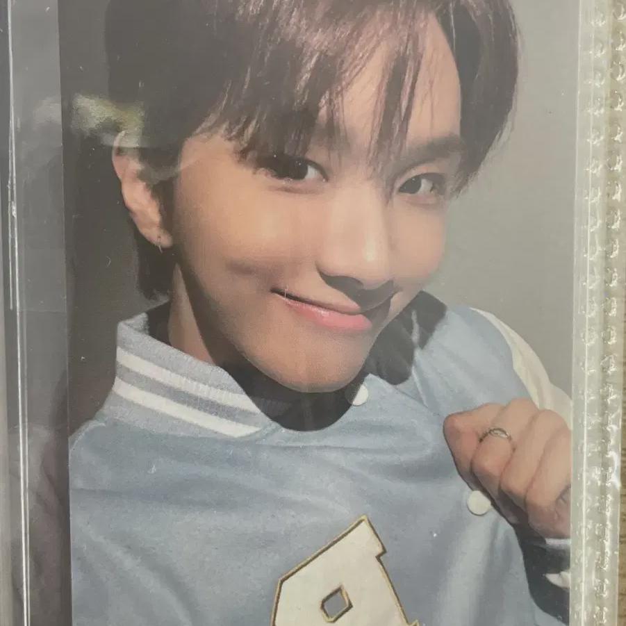 

Showcase Lavant Woonhak Sealed Photocard Sell