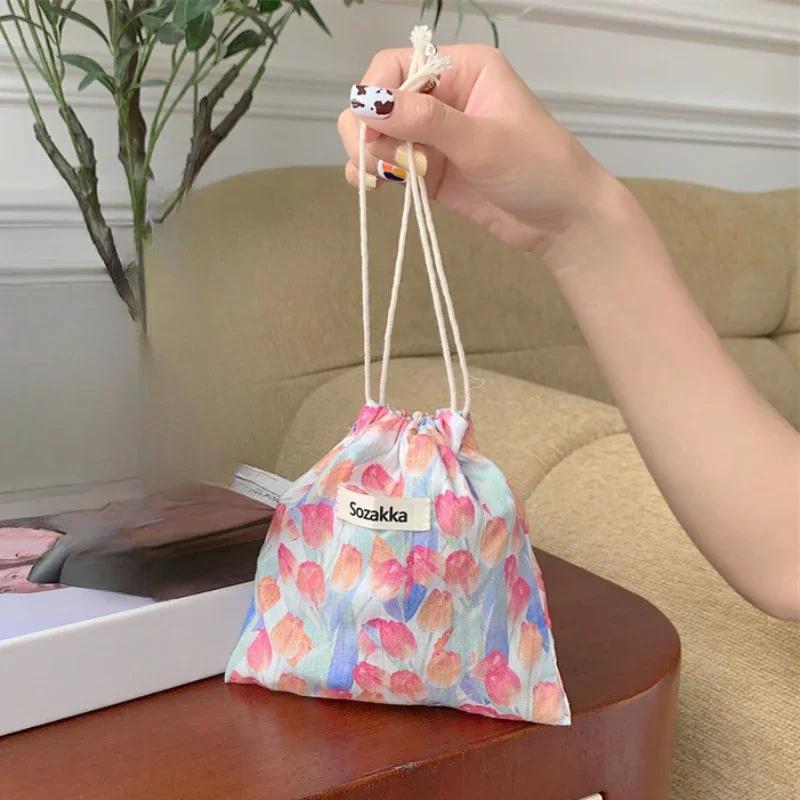Floral Print Drawstring Coin Purse Lipstick Makeup Bag Travel Organizer Keys Earphone Storage Bag Makeup Pouch Cute Purse Wallet