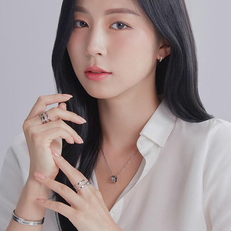 Daniel Wellington Light luxury, trendy and cool wide bracelet, star silver alloy bracelet, same style for men and women, couple style C143-C145