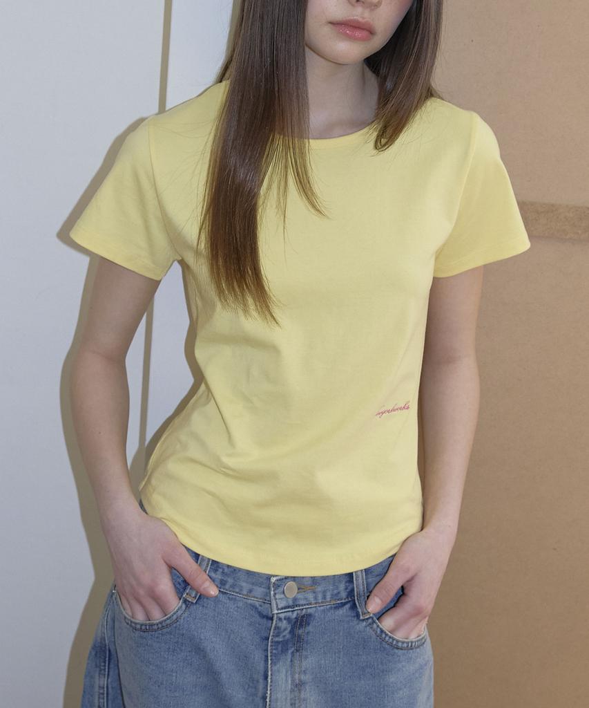 Nyuyogwogseu Embroidered Round Short Sleeve T-Shirt_Lemon