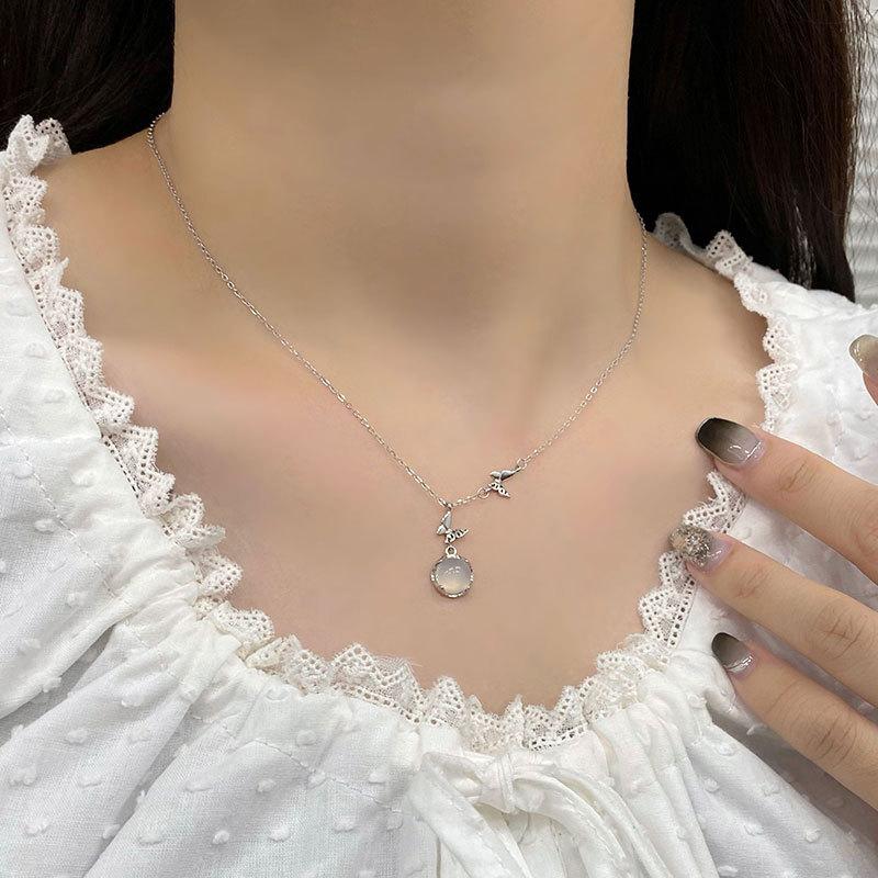 Super Feenhaft Sanfter Wind Weißer Jade Mark Schmetterlingshalskette mit Süßem und Hochwertigem Gefühl, Schlüsselbeinkette, Vielseitiges Temperament