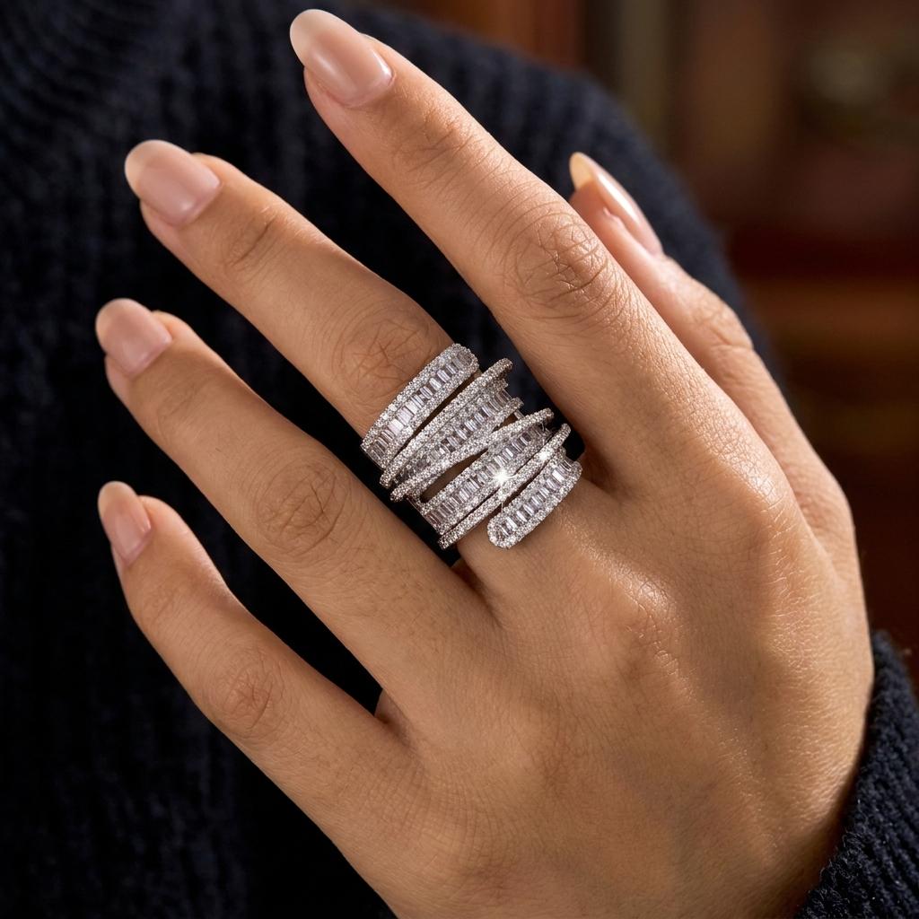 Full Diamond Crushed Ice Wrapped Cubic Zirconia Copper Ring for Women Bling Twisted Vine Sparkle Stackable Finger Jewelry