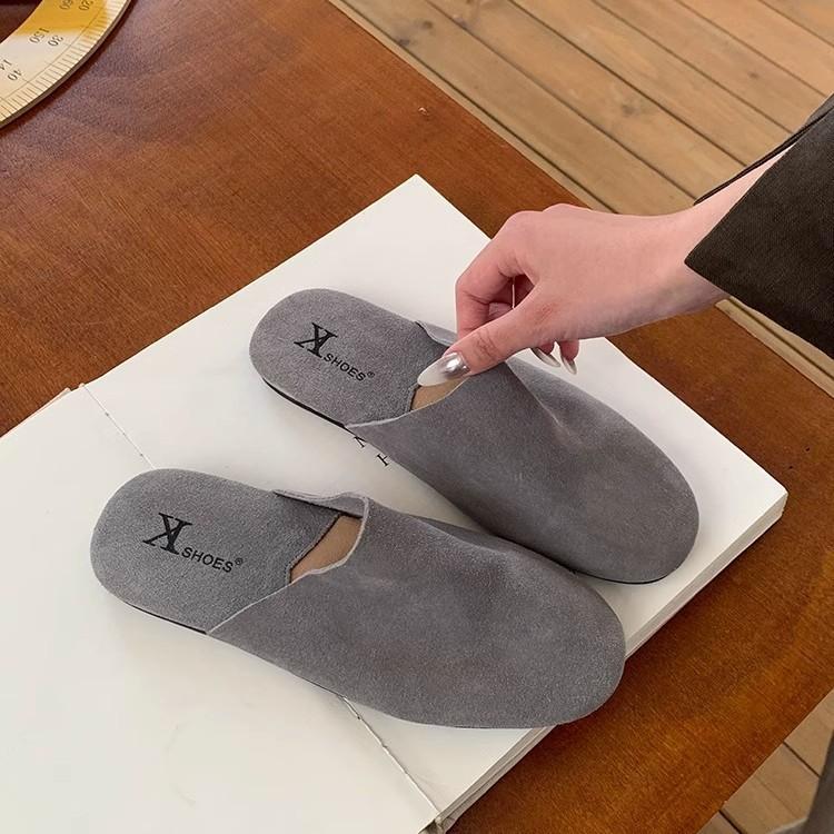 Soft-soled fashion Boken shoes for women in the spring of 2025, ugly and cute new models, wearing a pedal bag head and half slippers tide