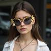 Lunettes de soleil à chaîne perles baroques avec protection solaire pour femmes à la mode Styles uniques Tout assortiment Lunettes d'extérieur