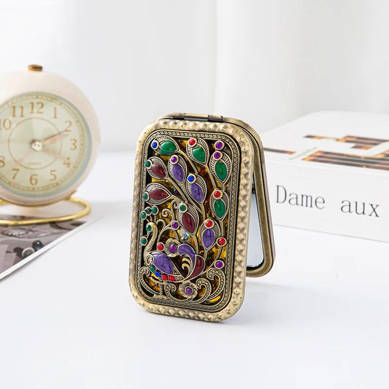 Metal Mirror Luxury Vintage Handheld Household European Style Makeup Mirror Retro Folding Hand Mirror Portable