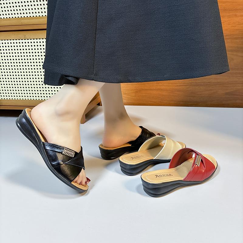 Fashion New Fashion High Heel Women Slippers Platform Wedges Shoes Summer Open Toe Sandals Fashion New Flip Flops Beach Slingback Slides