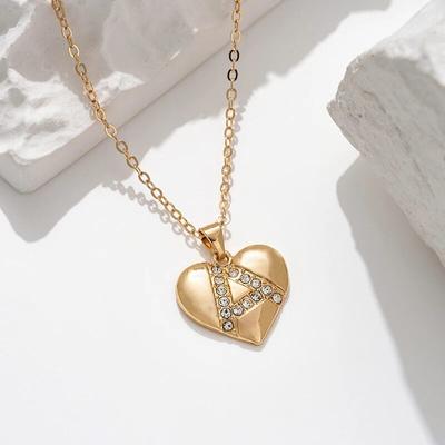 Klassische Buchstaben-Halskette aus Gold mit Liebessymbol für Damen, schlichte und elegante Halskette mit Anhänger, Geburtstagsparty, Schmuck, Zubehör, Geschenk
