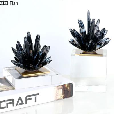 Black Agate Flower Crystal Artwork Ornaments Desk Decoration Crystal Base Floral Shape Sculpture Modern Room Aesthetics Decor