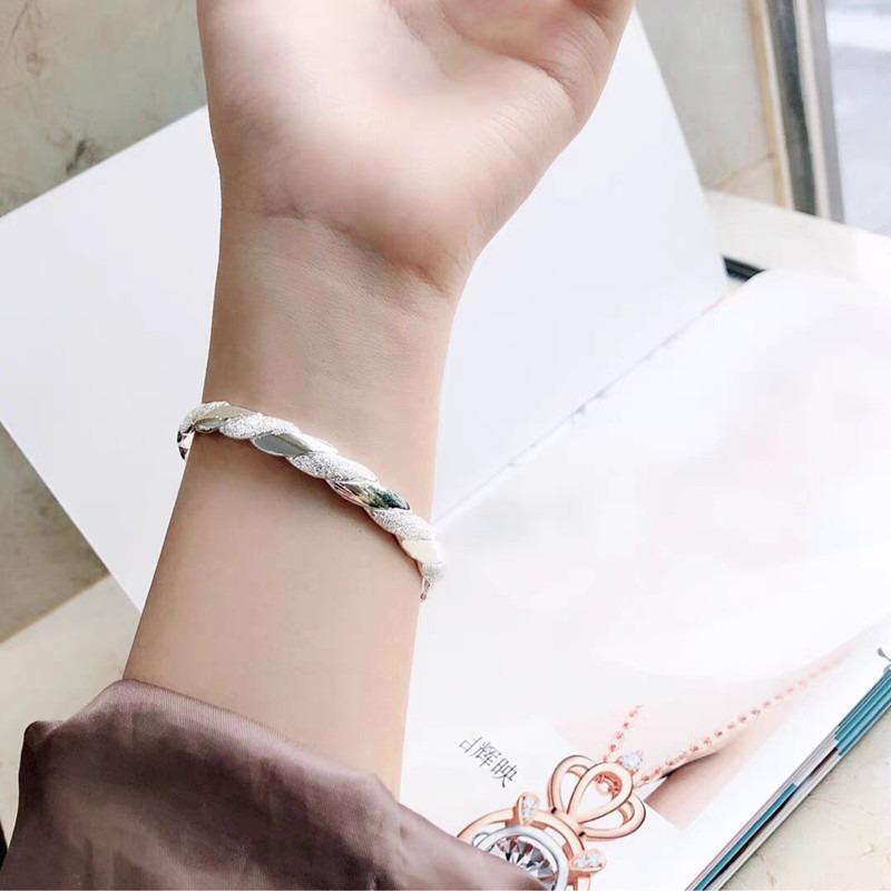 Fashion Light Luxury Twisted Open Bangle Bracelet For Women