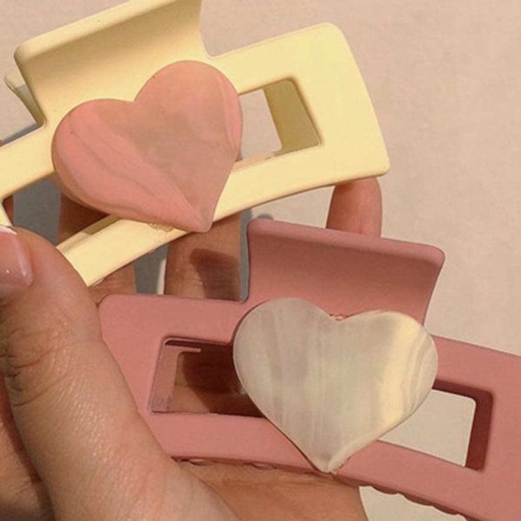 Women's Lovely Heart Hair Clip 2-Piece Set