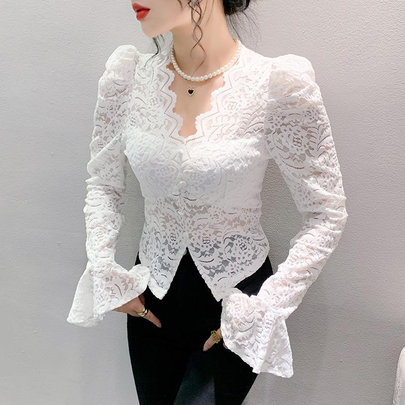 Winter Temperament Puff Sleeve V-neck Lace Shirt with Chest Pad Long Sleeve T-shirt Women's Short Slim and Versatile Base Shirt