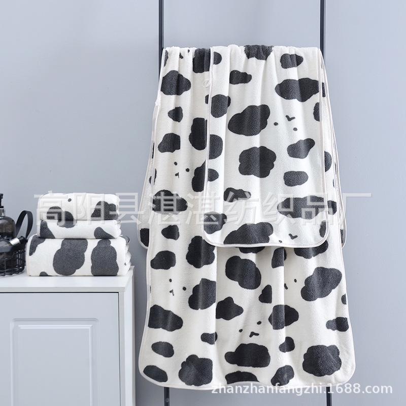 

Набор банных полотенец из кораллового флиса с коровьим принтом - Мягкие, стильные, идеально подходят для пар и ежедневного использования 70*140cm Bath Towel