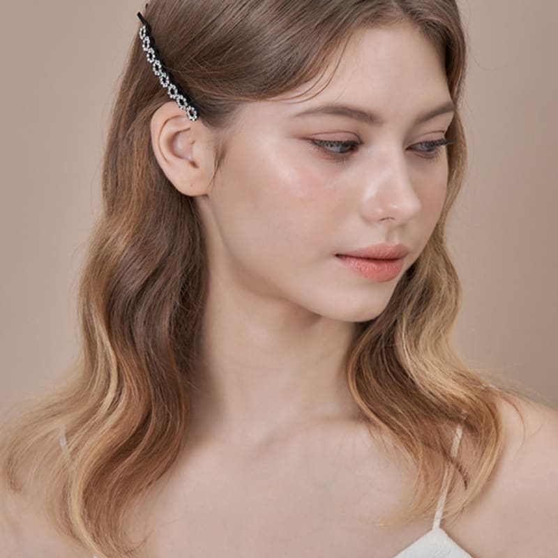 ELLEHAIR Round Cubic Hairpin ELHP030