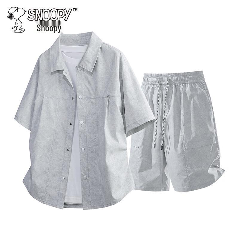 

Snoopy Men s Summer Short-Sleeved Shirt & Shorts Set L