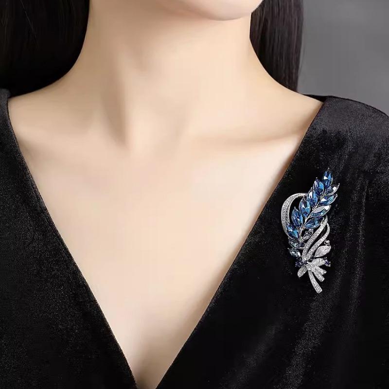 Wheat Ear Brooch, High-end Women's Exquisite and Fashionable Crystal Brooch, Niche Design Sense Brooch