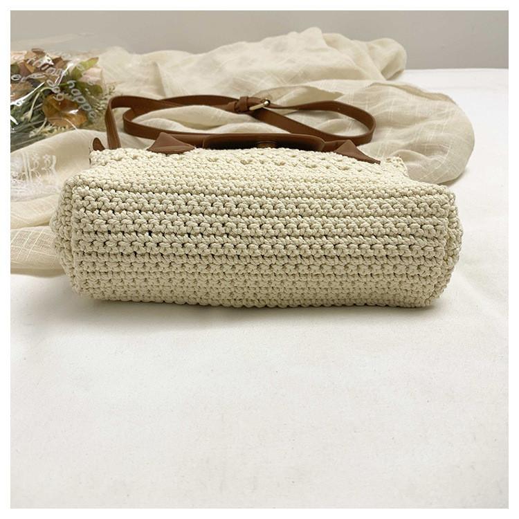 IELGY Woven Dumpling Bag Portable Straw Shoulder Messenger Bag
