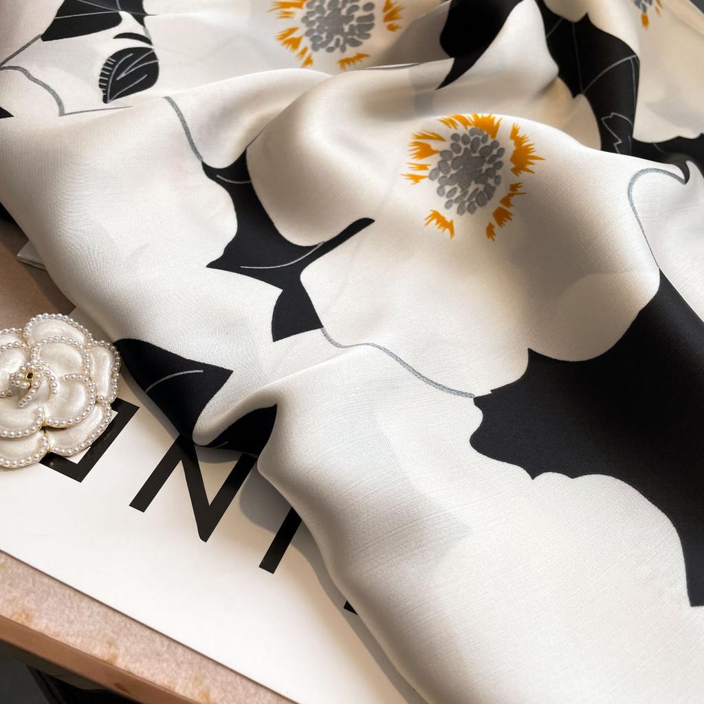 Foulards en soie luxueux de haute qualité, bandeau, écharpe de cou pour femmes, chaîne en soie, châle décoratif pour femmes