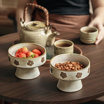 It Is Especially Beautiful. The Fruit Plate Is Retro Handmade Coarse Pottery, And The High-Footed Plate Is Surrounded By A Stove To Make Tea And Snack