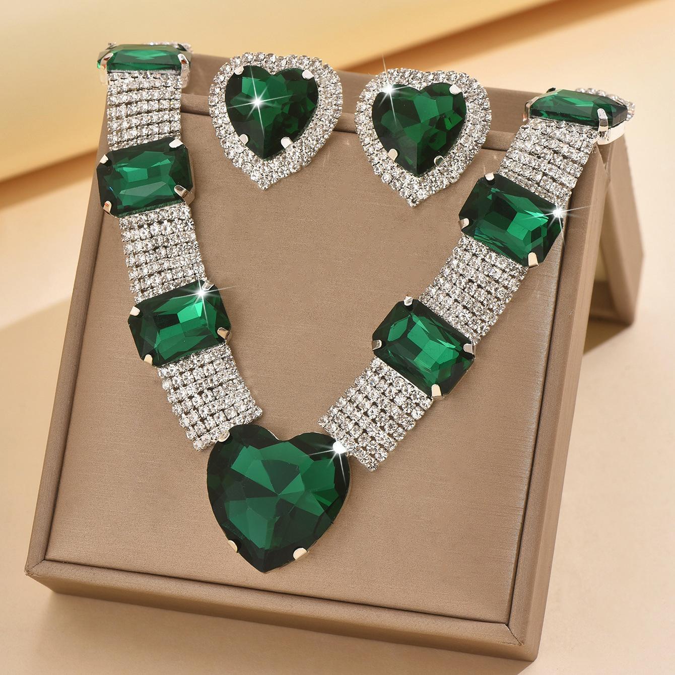 

Hearts Rhinestones Vintage Hyperbole Wedding Party Bridual Earrings for Women Jewelry Sets