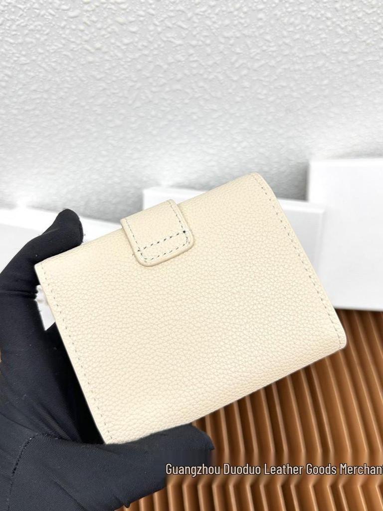 Arc de Triomphe Echtes Leder Dreifach-Faltbörse: Mehrere Kartenfächer, Kompaktes, Modisches Münzportemonnaie