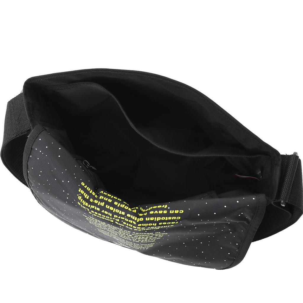 Genuine Messenger Bag MP1605JRBPDMGNTSTW25 Nylon Messenger Bag JR WARS Black [Manhattan Portage] [Official] 2025/STAR