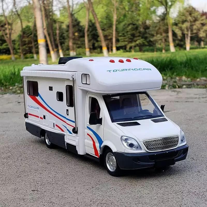 1:32 Luxury RV Recreational Vehicle Car Model Toy Diecast Metal Camper Van Motorhome Touring Car Model Sound and Light Kids Gift