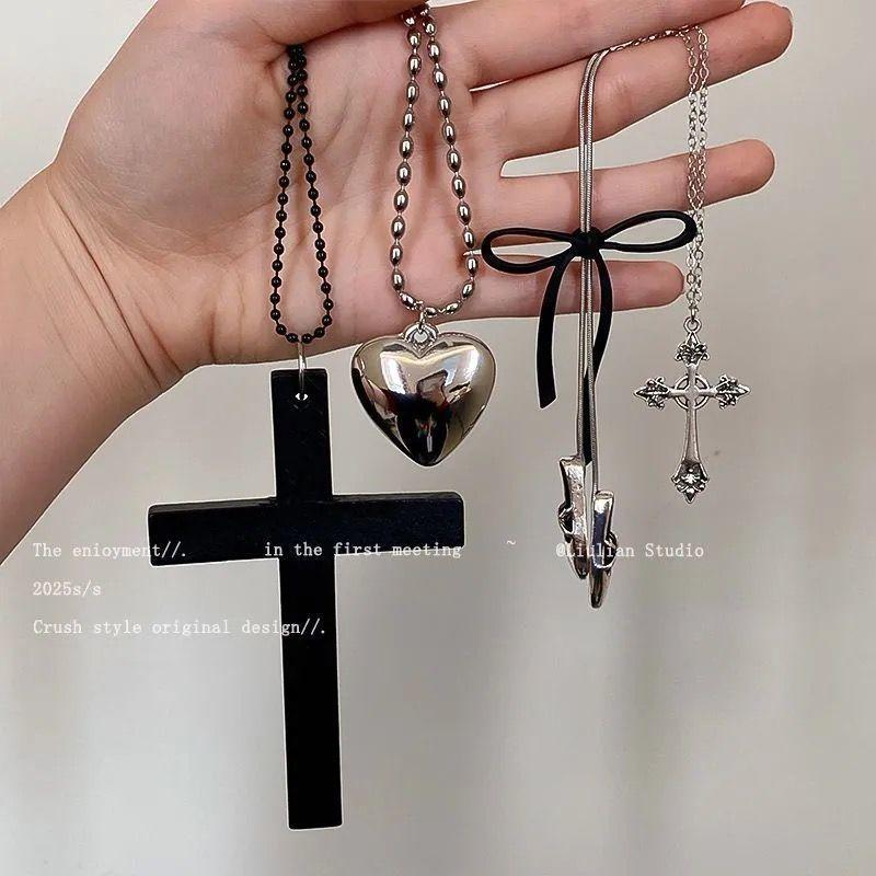 Korean Niche Design Silver Cross Necklace Female Long Clavicle Punk Retro Hottie Y2k Neck Jewelry