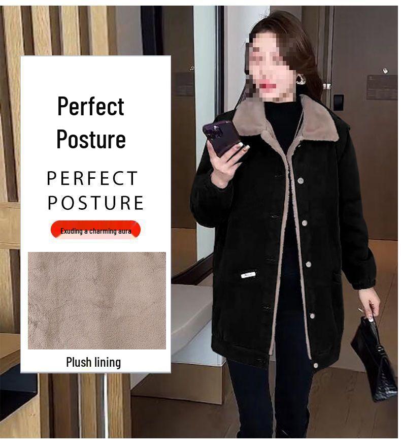 Mid-Length Velvet Plus Size Winter Trench Coat for Women - Stylish and Loose Fit, Perfect for Middle-Aged Mothers.