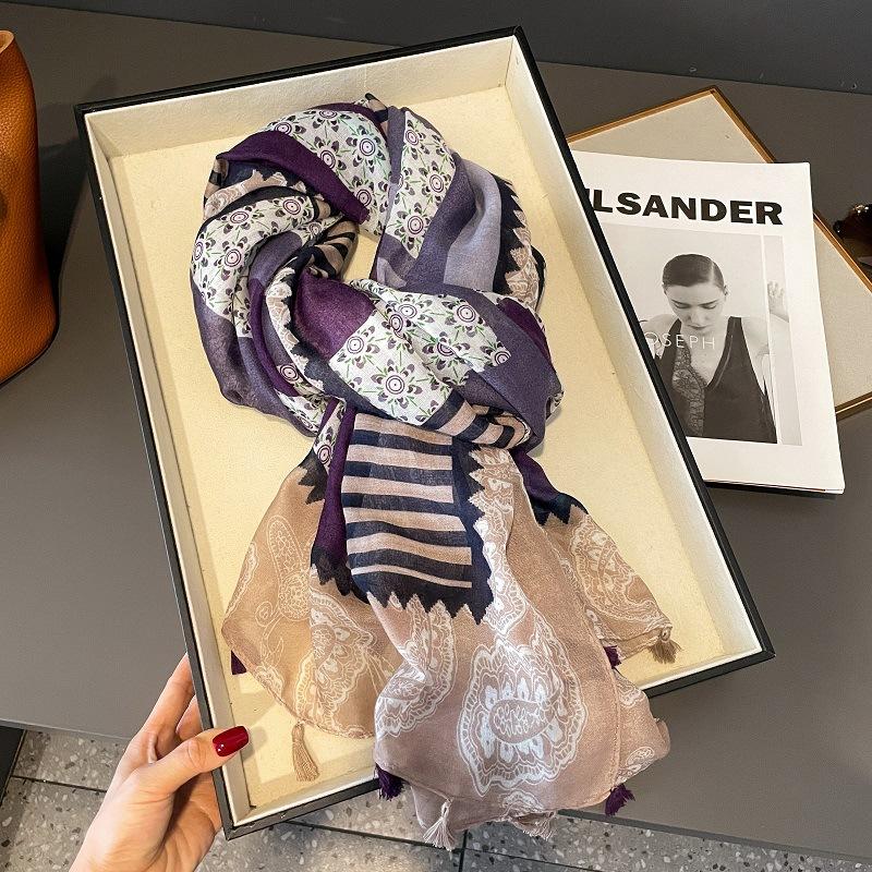 31 Design Fashion Bohemina Paisley Floral Tassel Viscose Shawl Scarf High Quality Wrap Pashmina Stole Bufandas Muslim Hijab