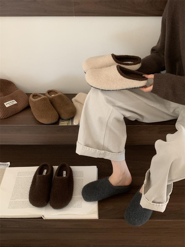 Niche Retro Velvet Birkenstocks, Fluffy Shoes for Women's 2025 Autumn and Winter New Outer Wear Cotton Mop Fluffy Slippers