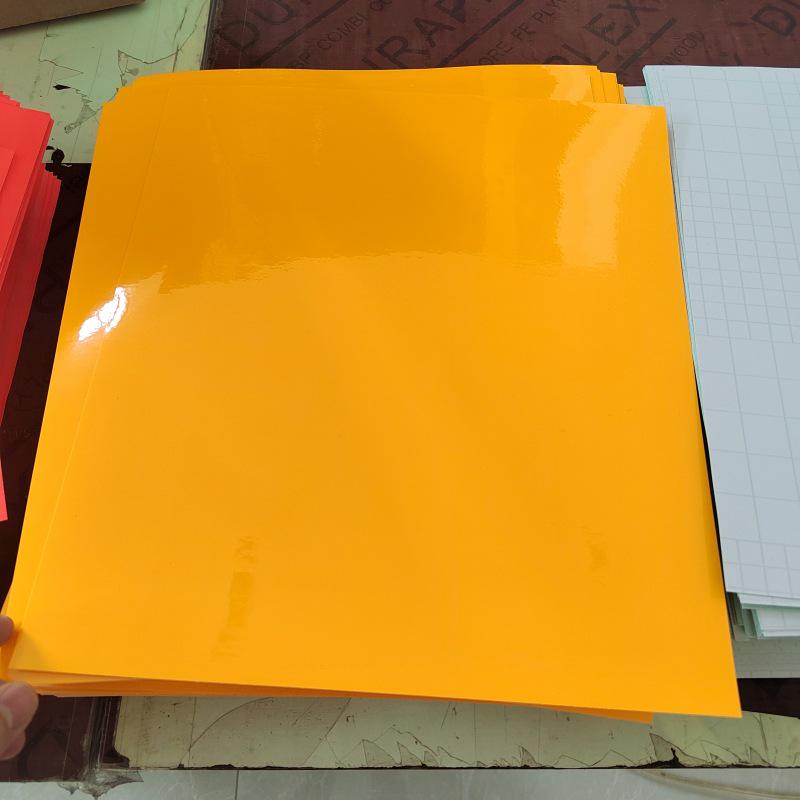 31CM x 10M Luminous Phosphorescent Glow-in-the-Dark Self-Adhesive Wall Sticker C401