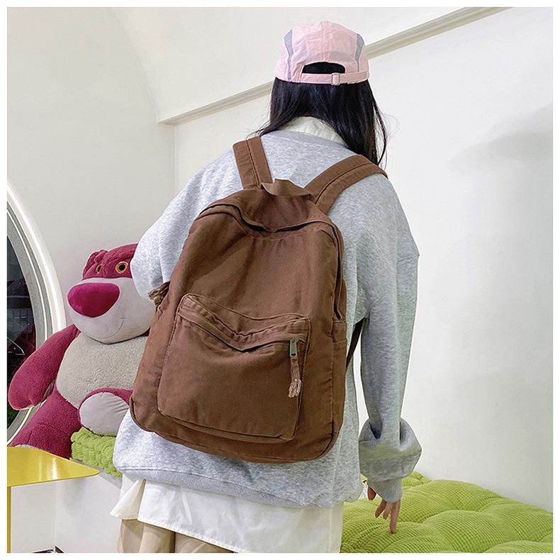 Versatile Fashion Backpack: Stylish, Large-Capacity for Students & Travelers