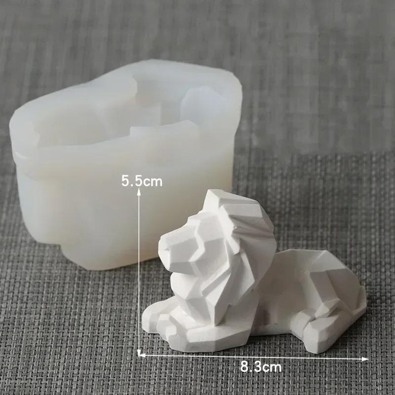 

1 Pcs New Geometric Lion Template Silicone Mold Making Candle DIY Handmade Candle Mold Christmas Gift Christmas Home Decoration світло-сірого кольору