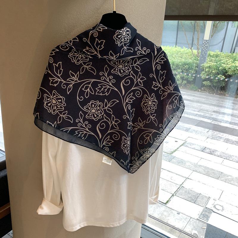 Spring Famous Style Silk Cotton Thin Headscarf French Retro Large Square Scarf Women's Spring and Autumn Versatile Design Scarf Large Shawl